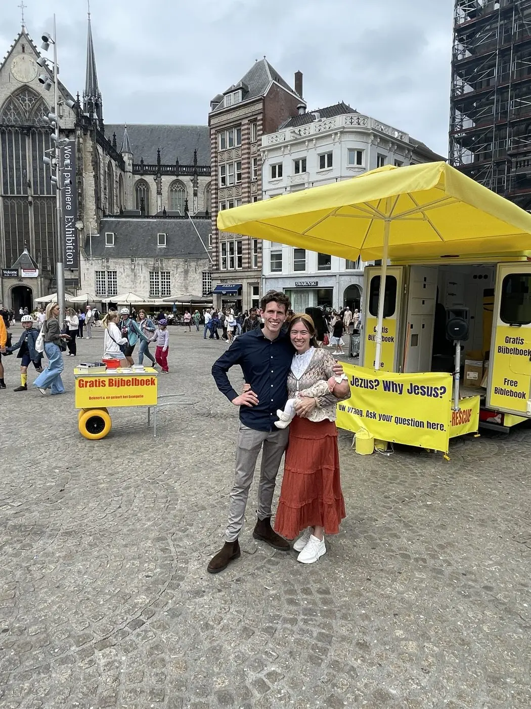 Bijbelkar op de Dam in Amsterdam