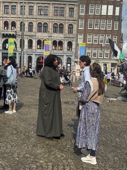 Gesprek op de Dam